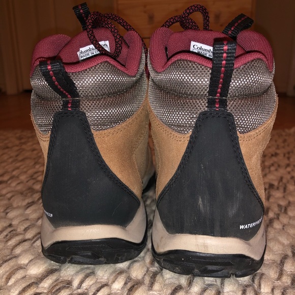 Columbia hiking boots - Picture 4 of 6